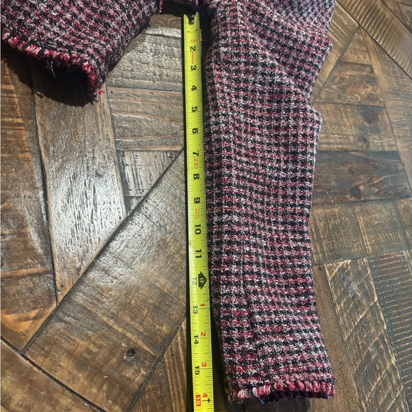 White House Black Market Black and Pink Tweed Blazer in 4P. Great condition! - Picture 10 of 16